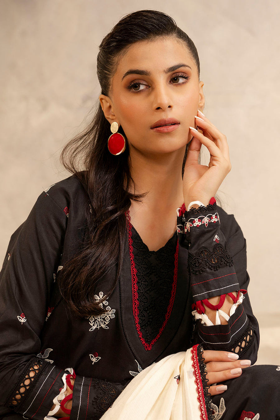 Zellbury Summer Embroidered Cambric Unstitched 3Pc Suit WUS25E30295