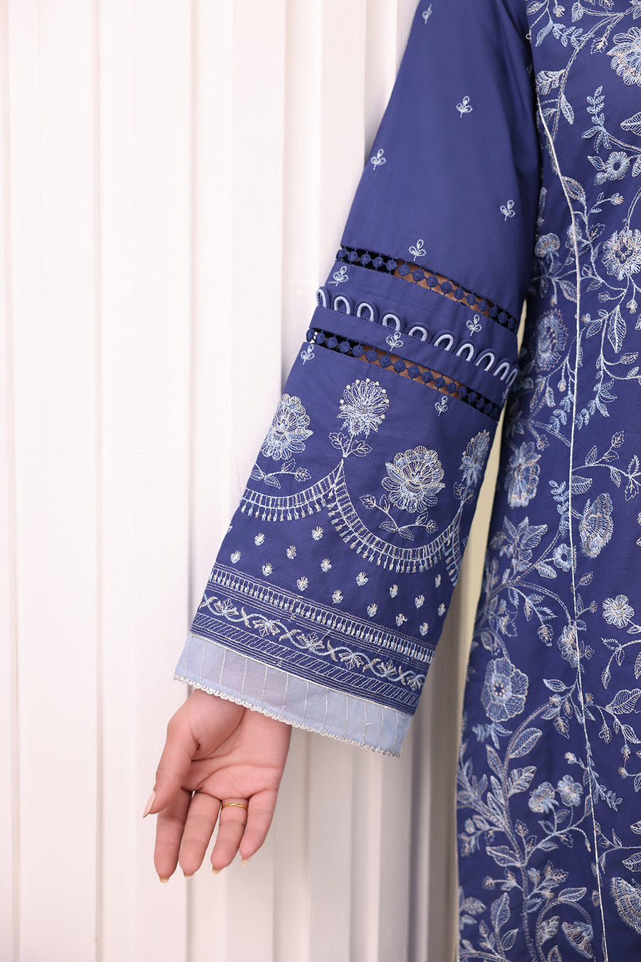 Zellbury Summer Embroidered Cambric Unstitched 3Pc Suit WUS25E30297