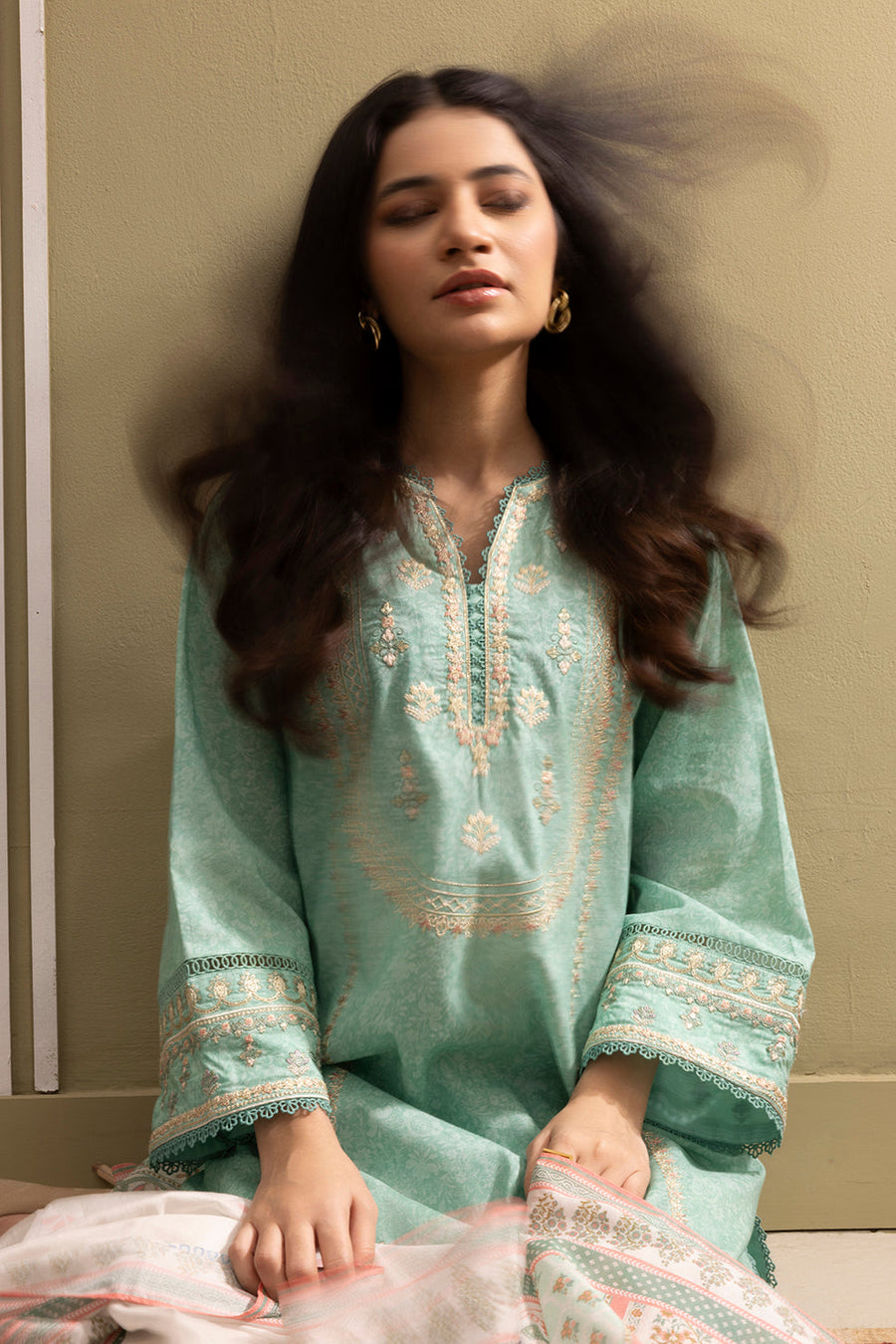 Zellbury Summer Embroidered Lawn Unstitched 3Pc Suit WUS25E30341