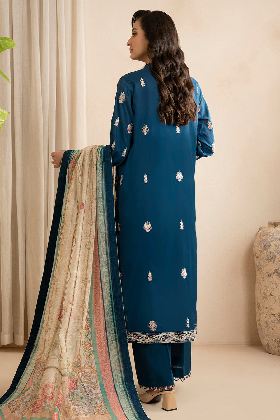 Zellbury Embroidered Lawn Unstitched 3Pc Suit WUS25E30353