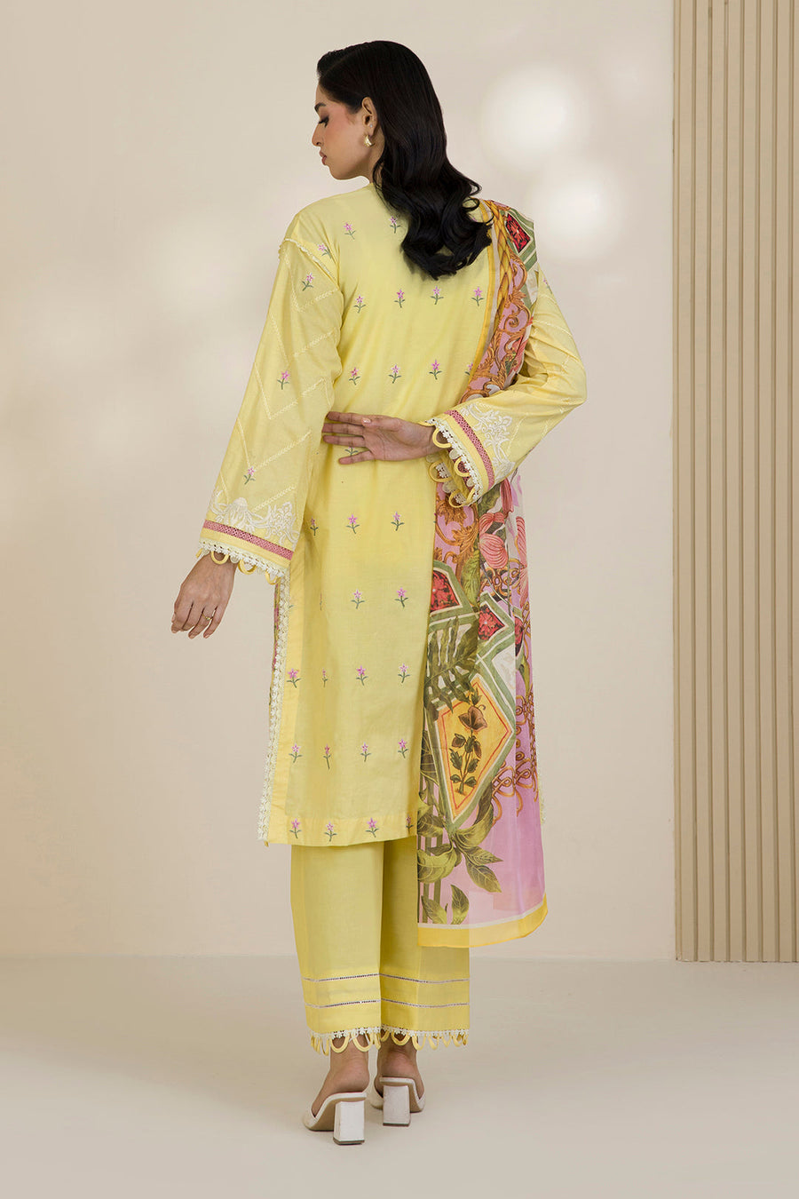 Zellbury Embroidered Lawn Unstitched 3Pc Suit WUS25E30534