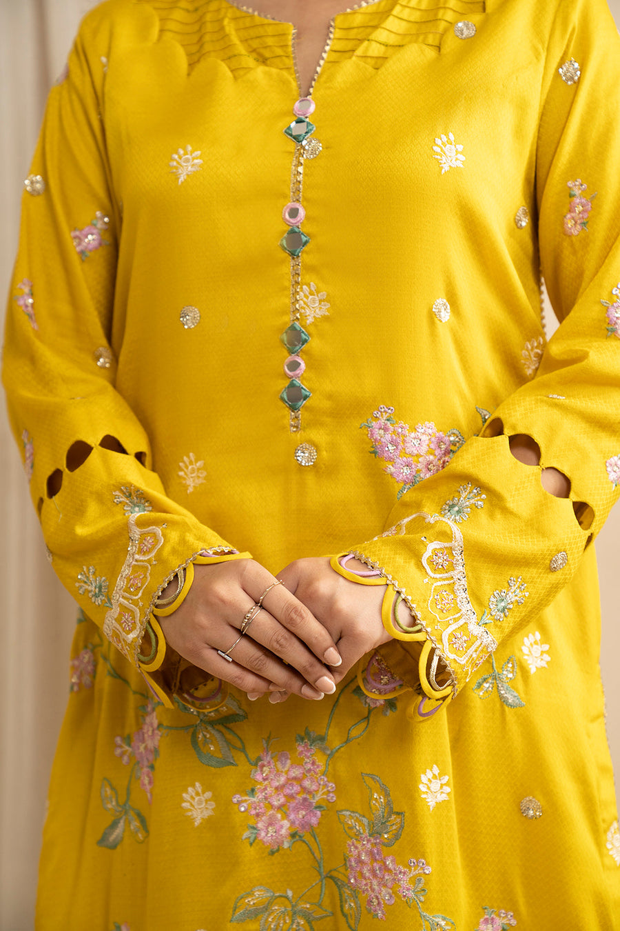 Zellbury Embroidered Lawn Unstitched 3Pc Suit WUS25E30739