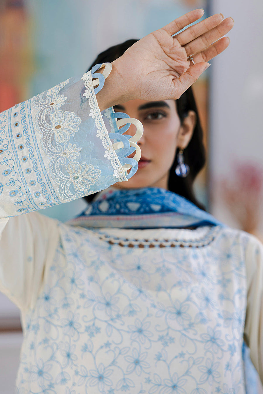 Zellbury Chikankari Embroidered Lawn Unstitched 3Pc Suit WUS25E30805