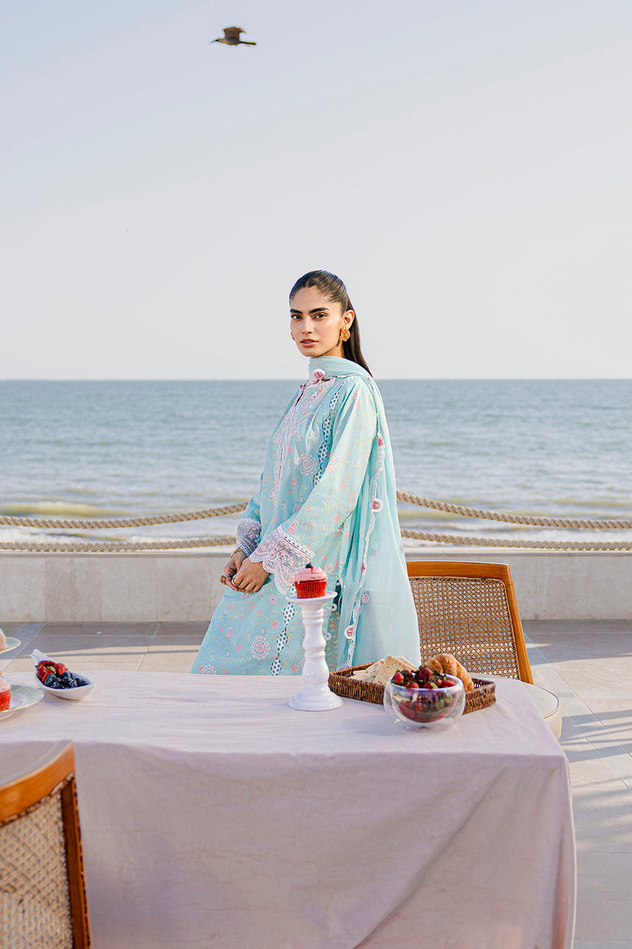 Zellbury Chikankari Embroidered Lawn Unstitched 3Pc Suit WUS25E30813