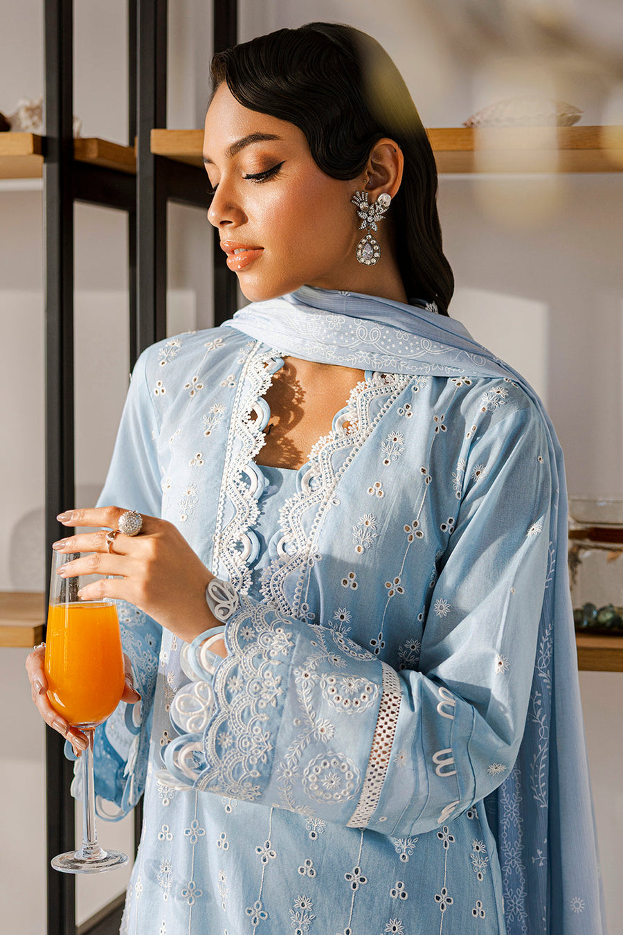 Zellbury Chikankari Embroidered Lawn Unstitched 3Pc Suit WUS25E30814