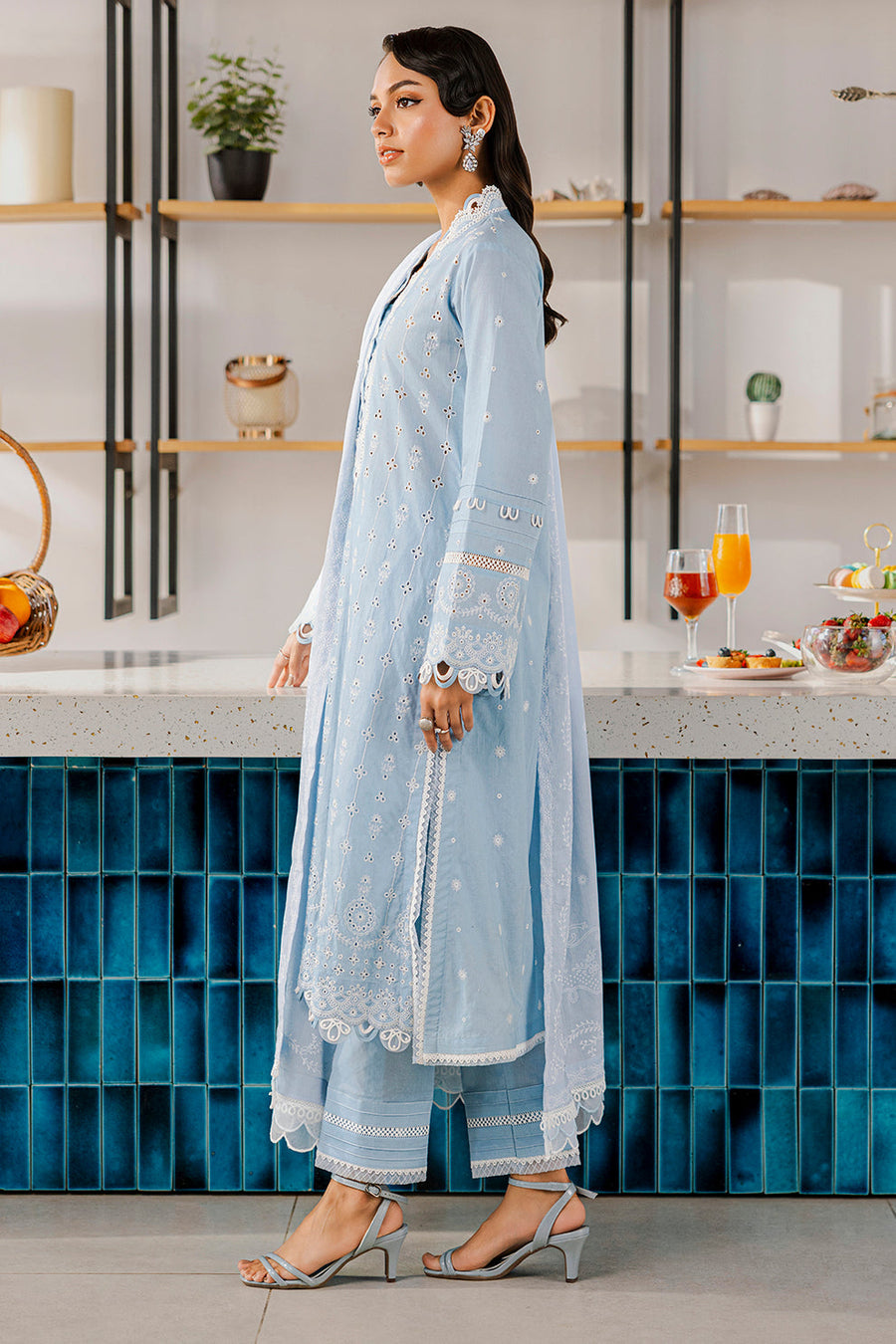 Zellbury Chikankari Embroidered Lawn Unstitched 3Pc Suit WUS25E30814