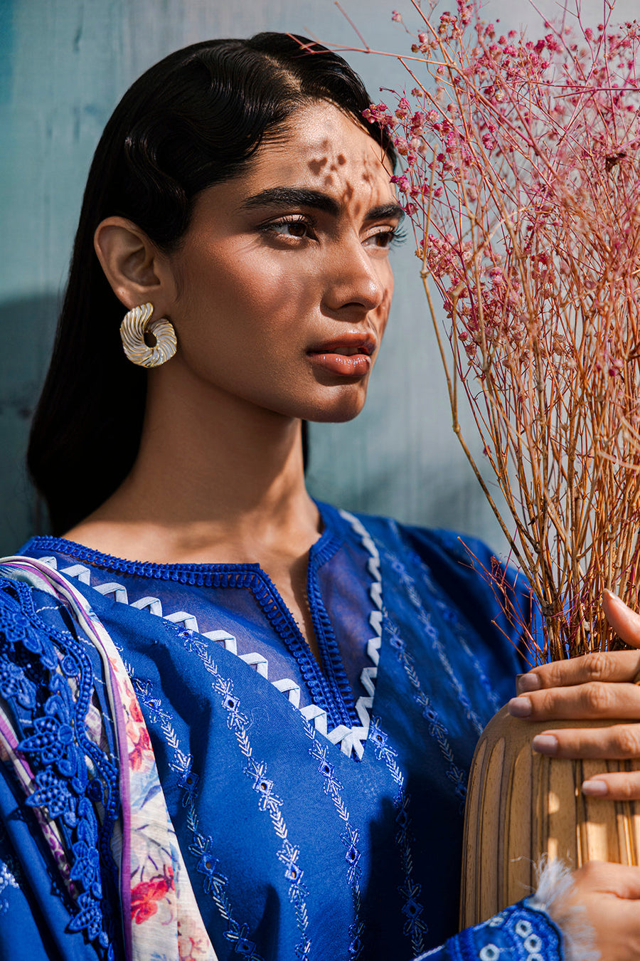 Zellbury Chikankari Embroidered Lawn Unstitched 3Pc Suit WUS25E30815