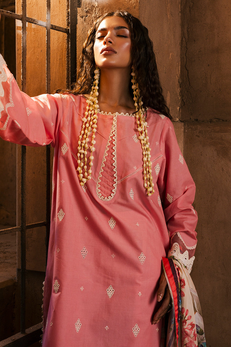 Zellbury Chikankari Embroidered Lawn Unstitched 3Pc Suit WUS25E30825