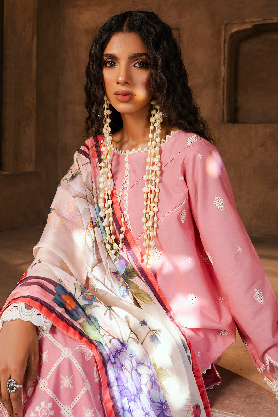 Zellbury Chikankari Embroidered Lawn Unstitched 3Pc Suit WUS25E30825