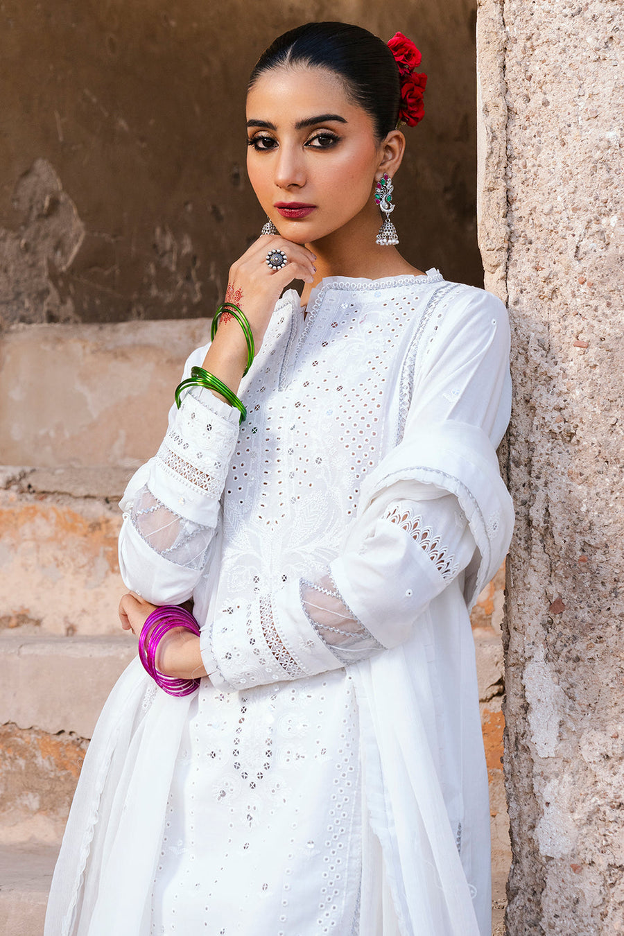 Zellbury Chikankari Embroidered Lawn Unstitched 3Pc Suit WUS25E30831