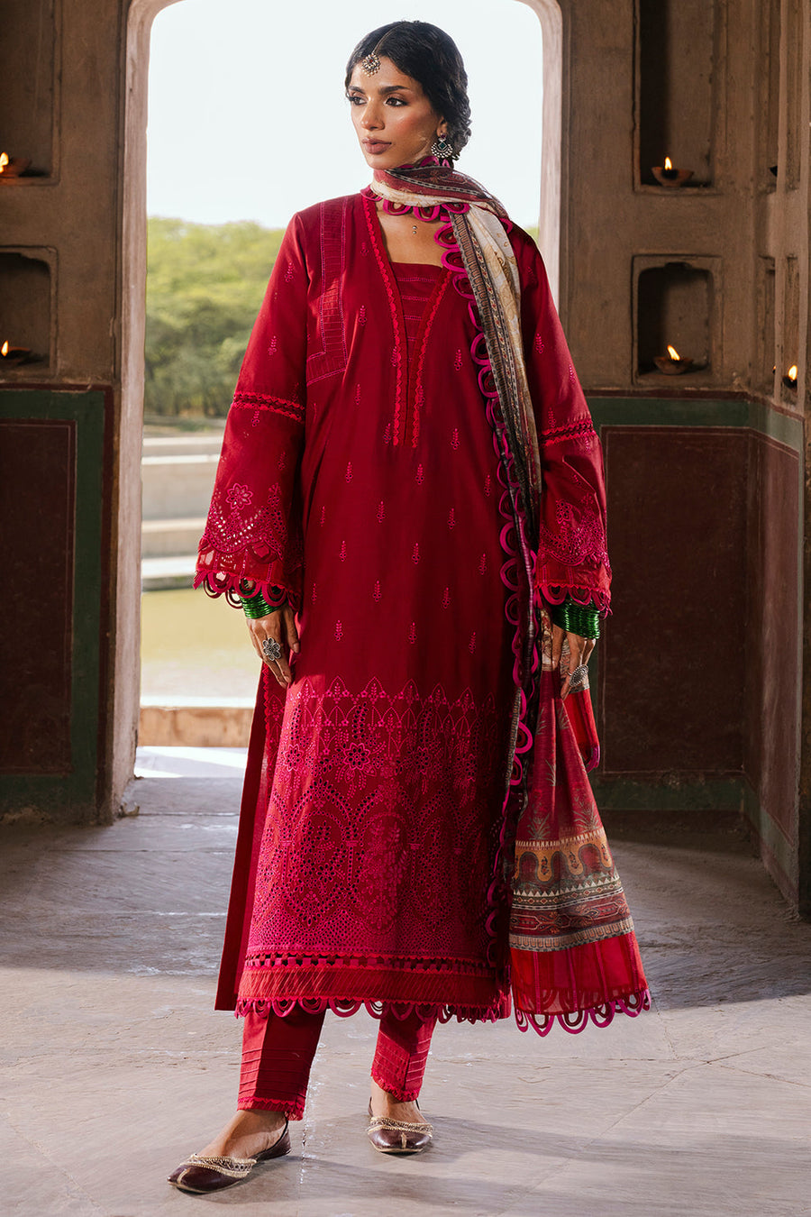 Zellbury Chikankari Embroidered Lawn Unstitched 3Pc Suit WUS25E30835