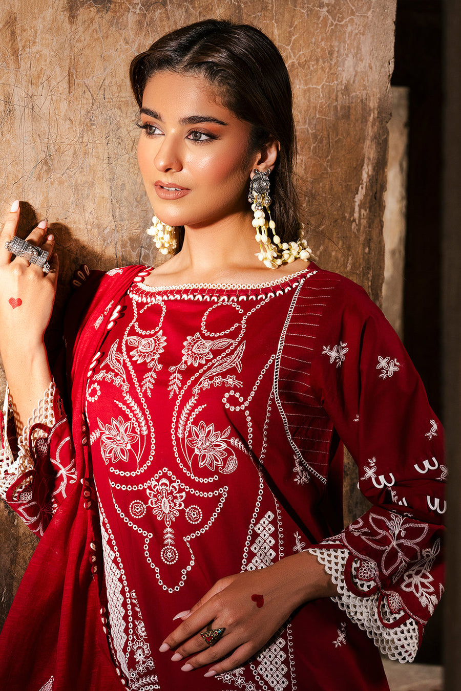 Zellbury Chikankari Embroidered Lawn Unstitched 3Pc Suit WUS25E30837