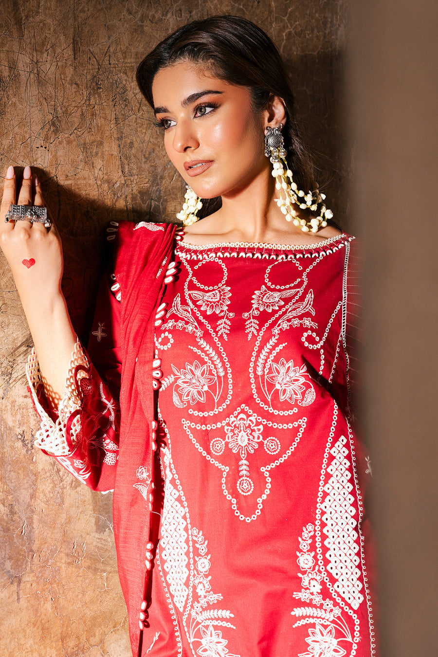 Zellbury Chikankari Embroidered Lawn Unstitched 3Pc Suit WUS25E30837