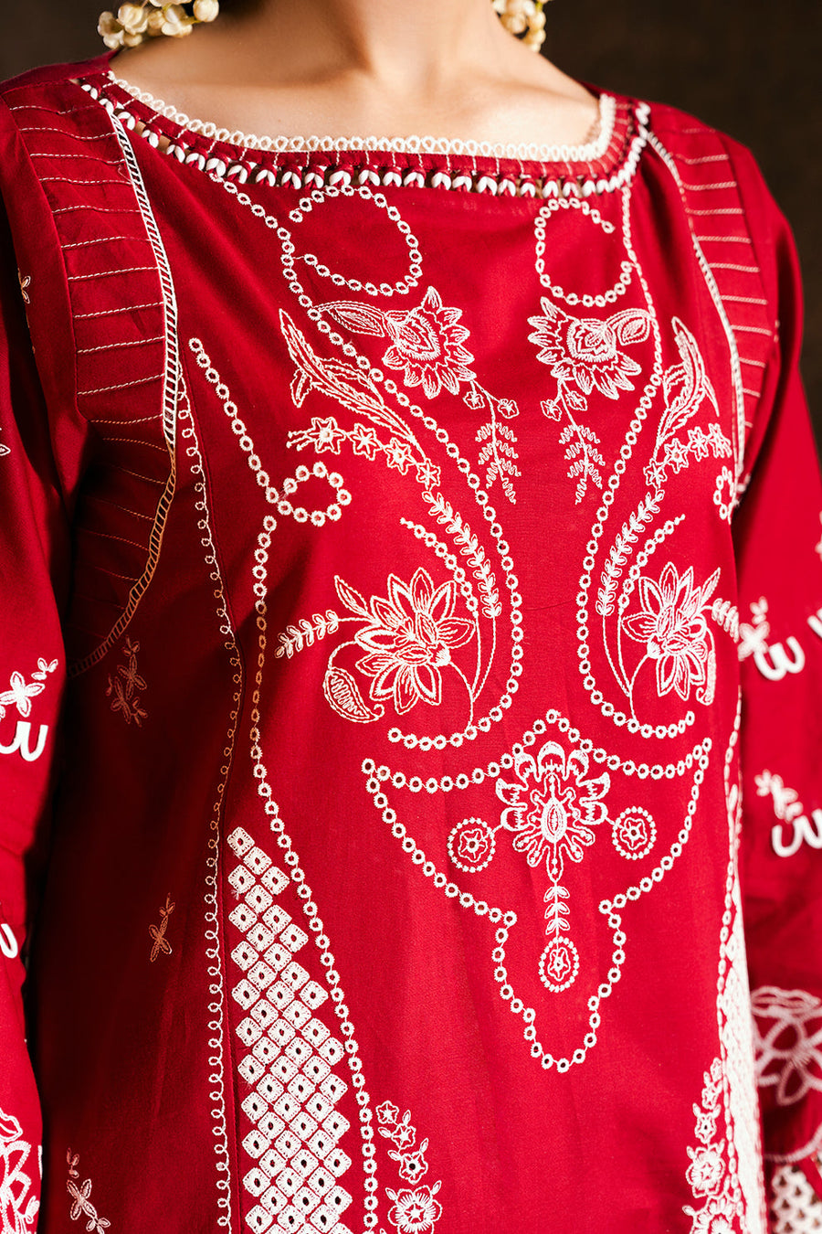 Zellbury Chikankari Embroidered Lawn Unstitched 3Pc Suit WUS25E30837