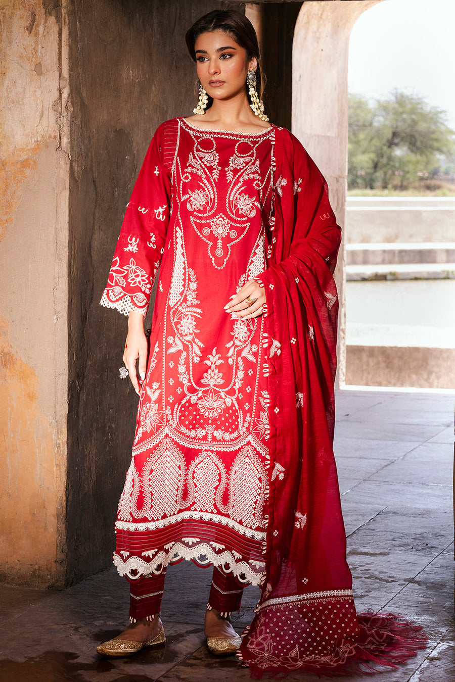 Zellbury Chikankari Embroidered Lawn Unstitched 3Pc Suit WUS25E30837