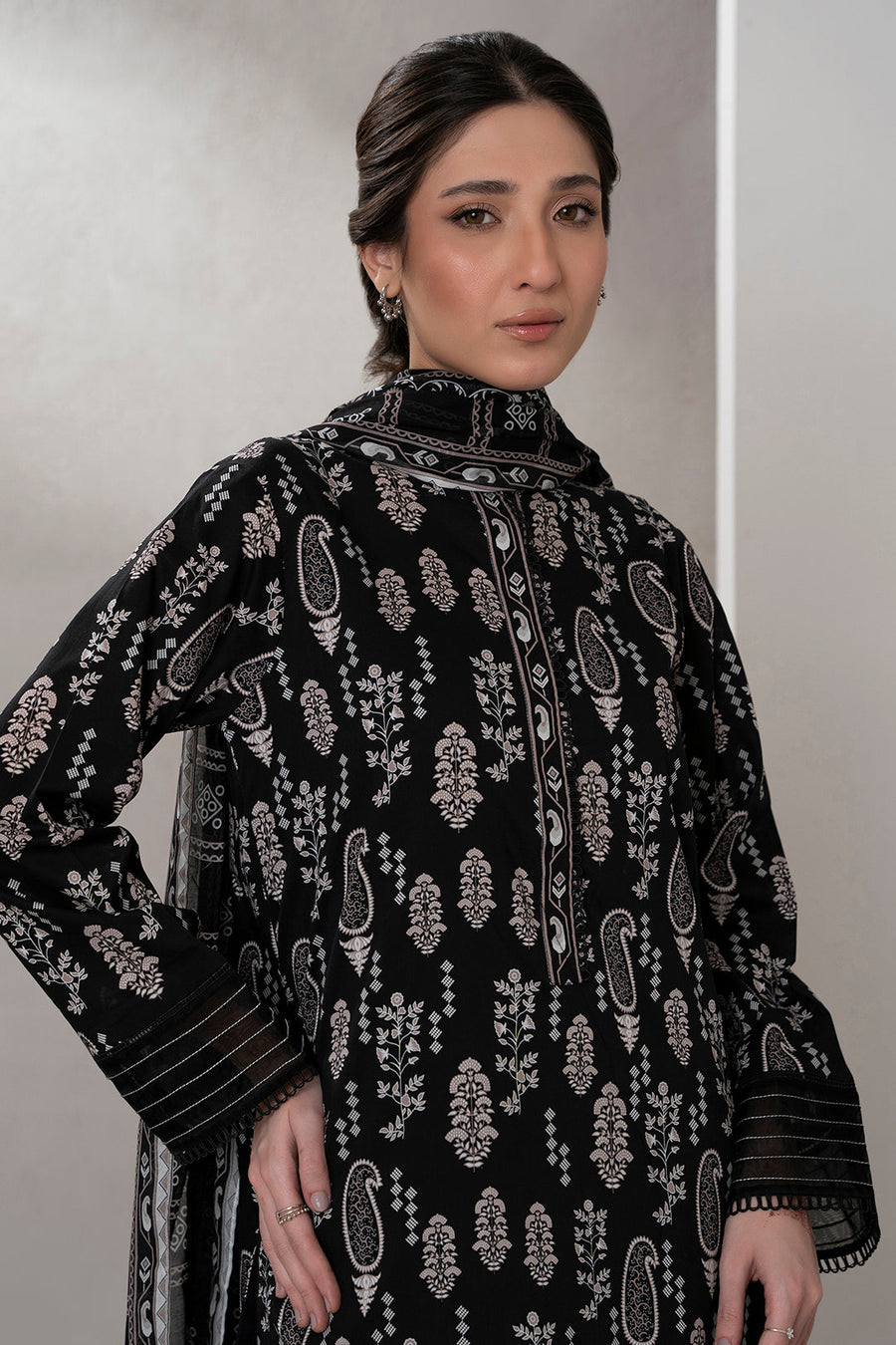 Zellbury Monochrome Printed Lawn Unstitched 2Pc Suit WUS25X20538