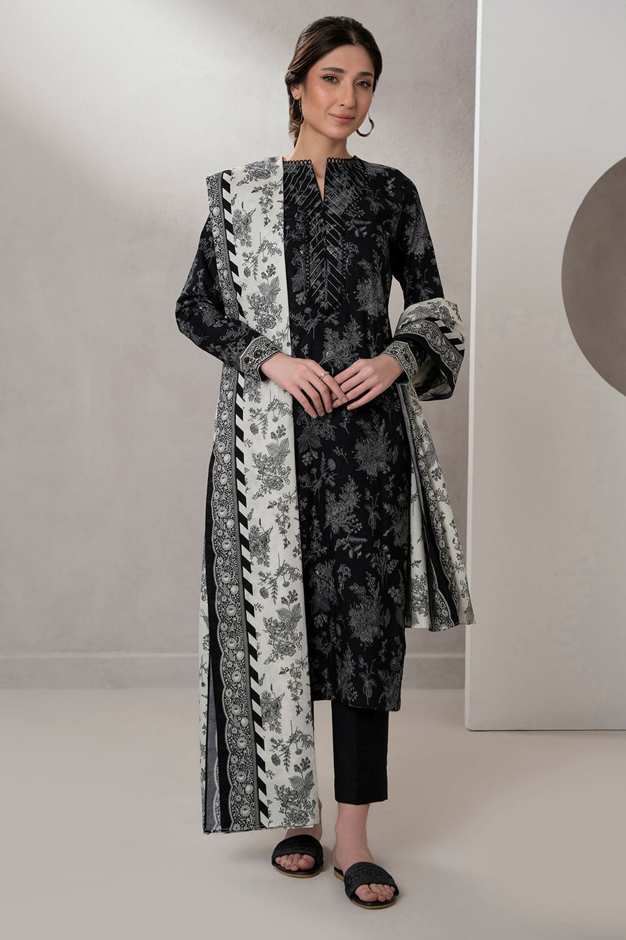 Zellbury Monochrome Printed Lawn Unstitched 2Pc Suit WUS25X20539