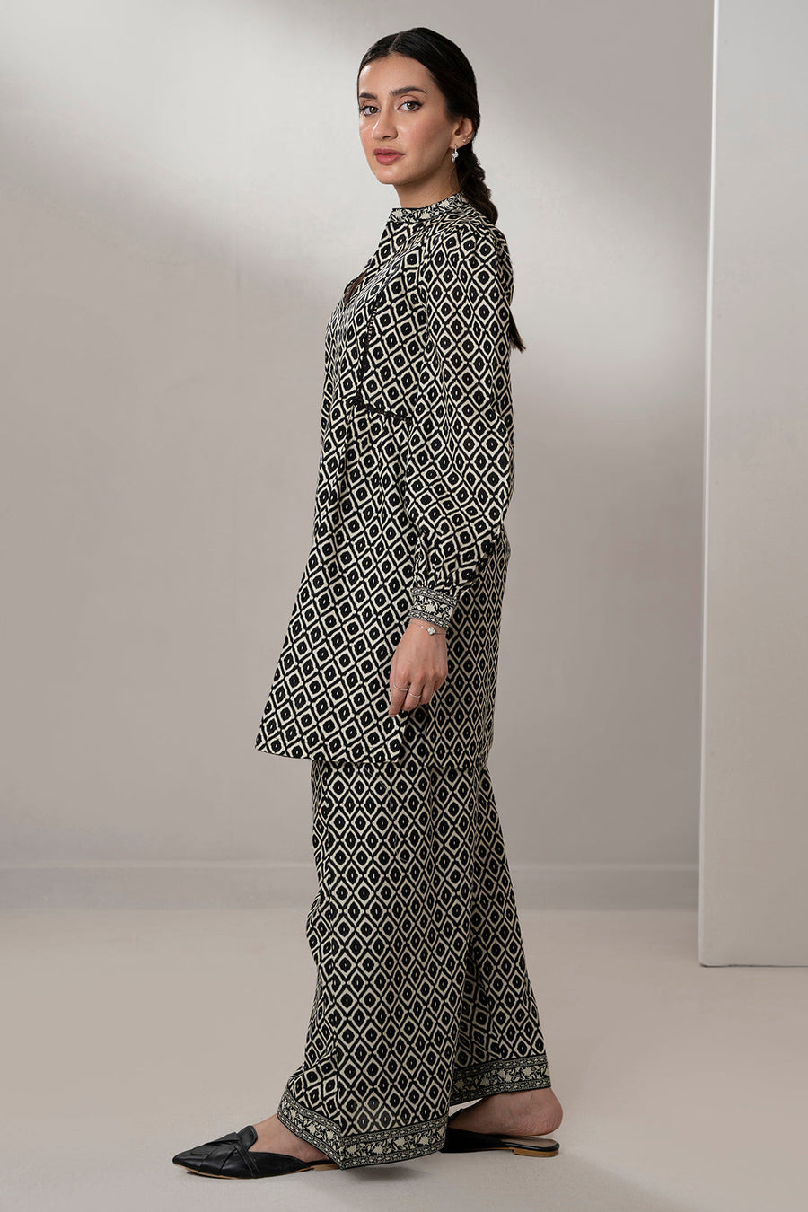 Zellbury Monochrome Printed Lawn Unstitched 2Pc Suit WUS25X20553