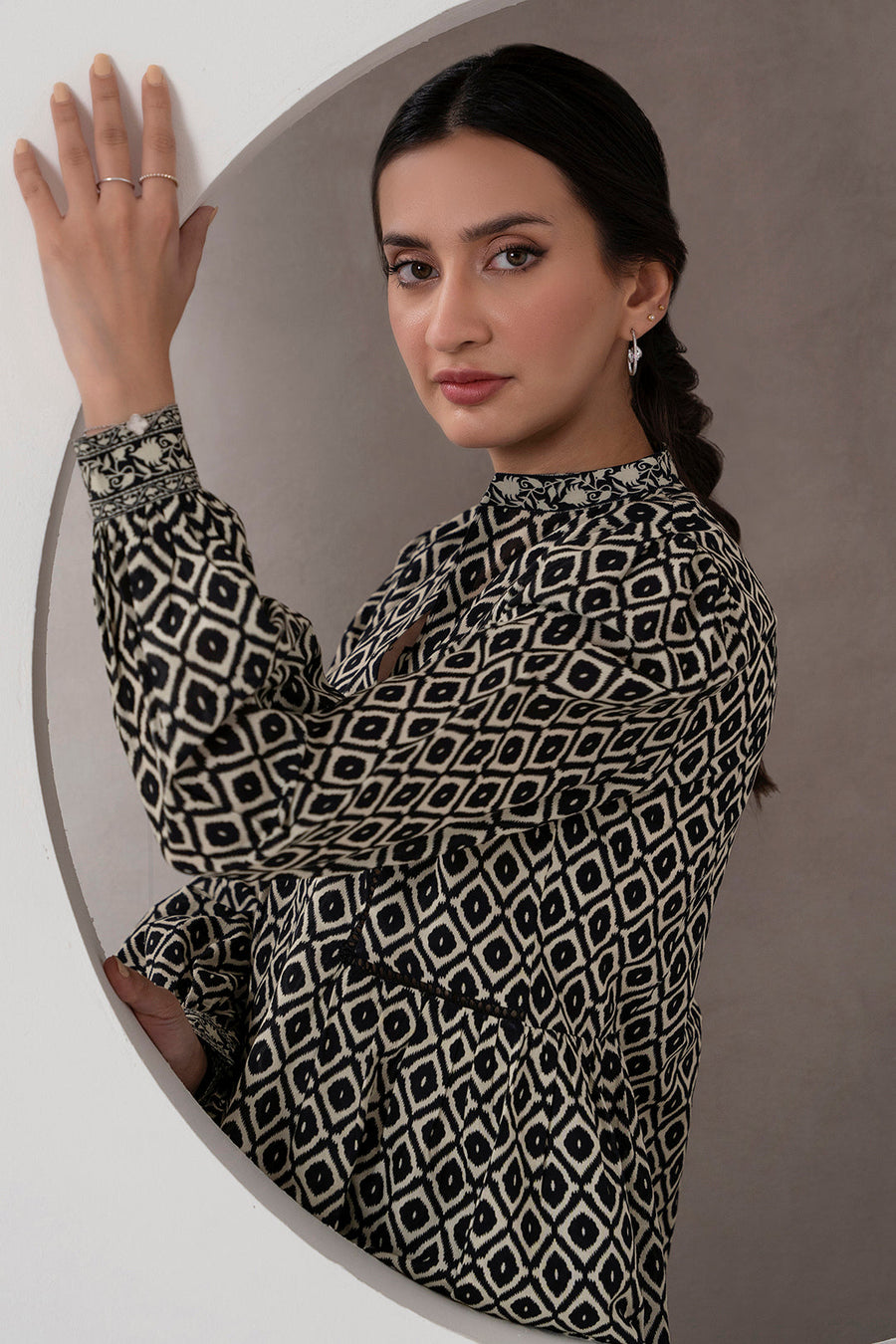 Zellbury Monochrome Printed Lawn Unstitched 2Pc Suit WUS25X20553