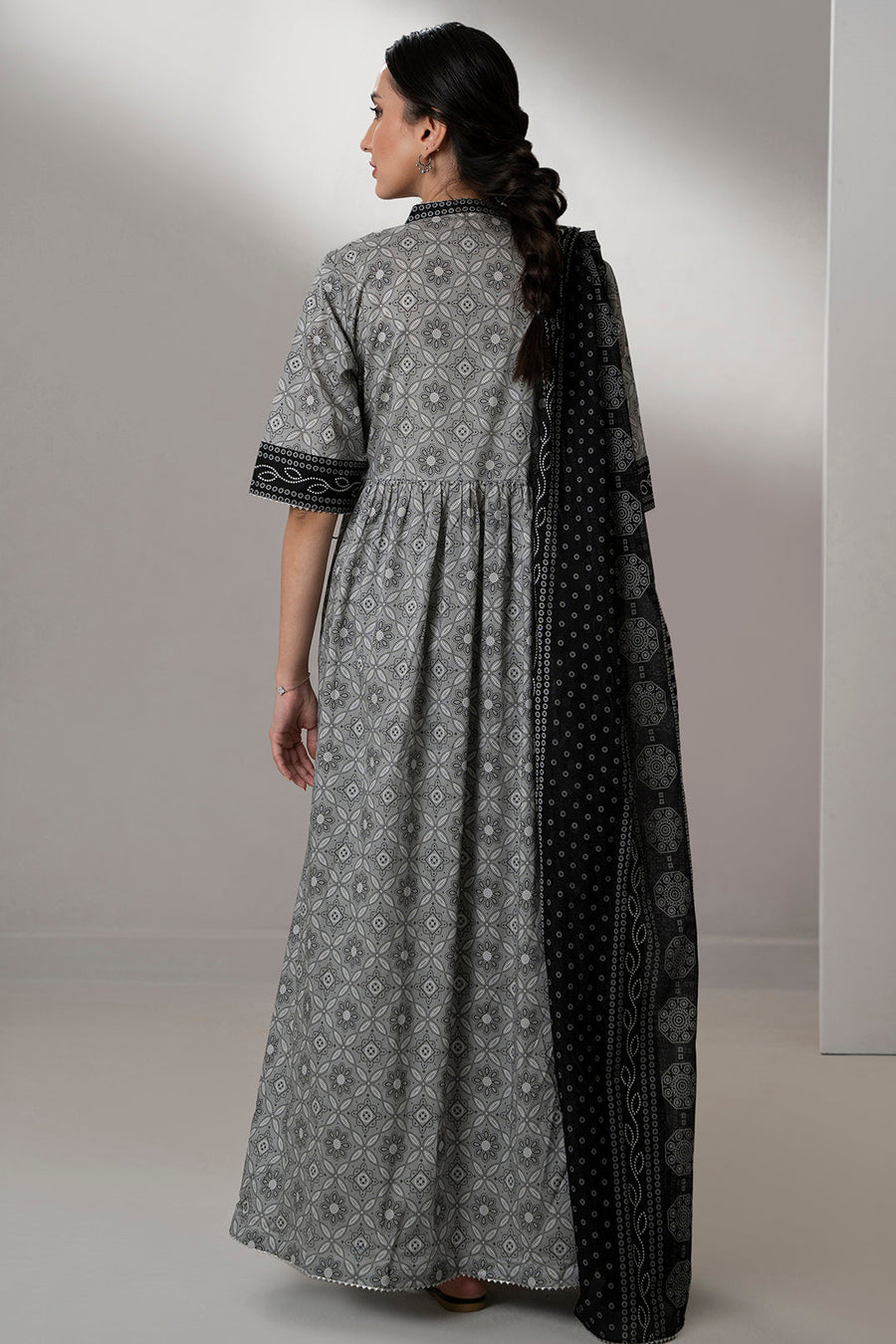 Zellbury Monochrome Printed Lawn Unstitched 2Pc Suit WUS25X20622