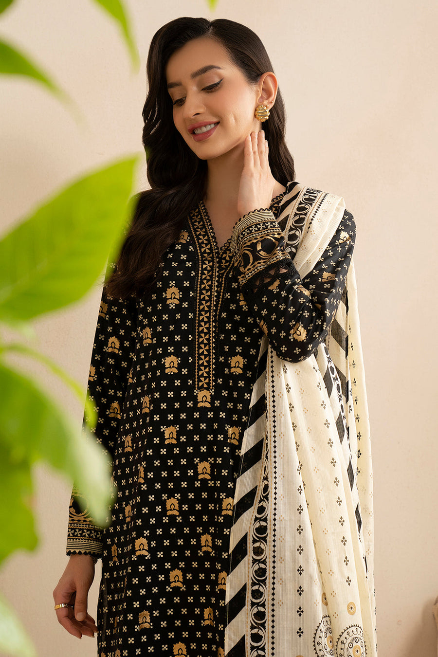 Zellbury Summer Printed Lawn Unstitched 3Pc Suit WUS25X30395