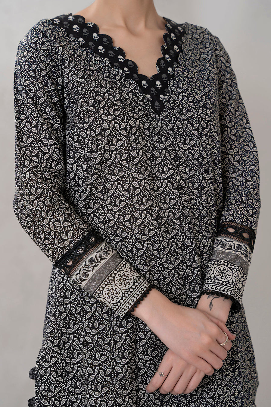 Zellbury Monochrome Printed Lawn Unstitched 3Pc Suit WUS25X30451