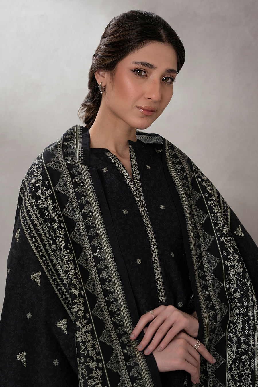 Zellbury Monochrome Printed Lawn Unstitched 3Pc Suit WUS25X30654