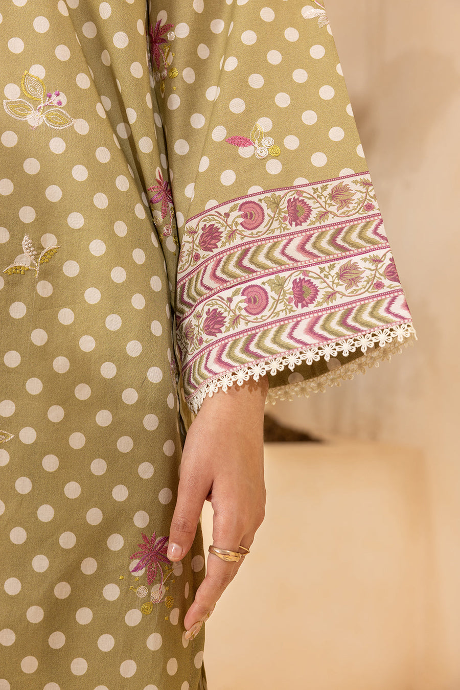 Zellbury Summer Embroidered Lawn Unstitched 2Pc Suit WUS26E20472