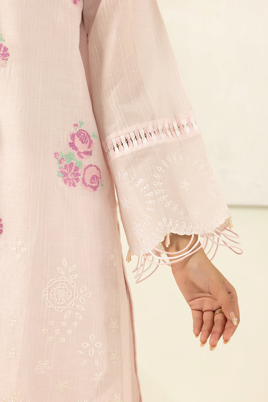 Zellbury Summer Embroidered Lawn Unstitched 2Pc Suit WUS26E21204