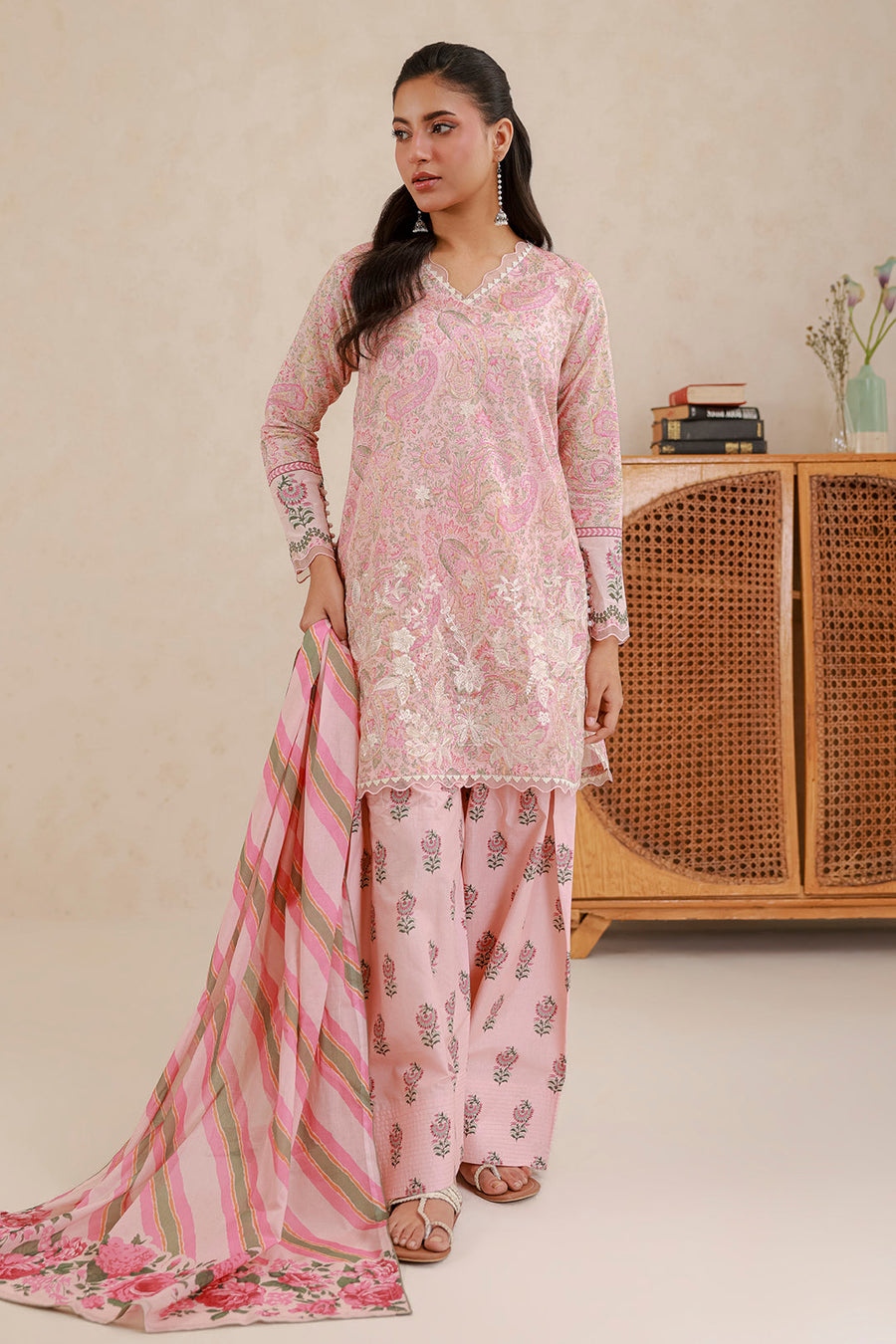Zellbury Summer Embroidered Lawn Unstitched 3Pc Suit WUS26E30431