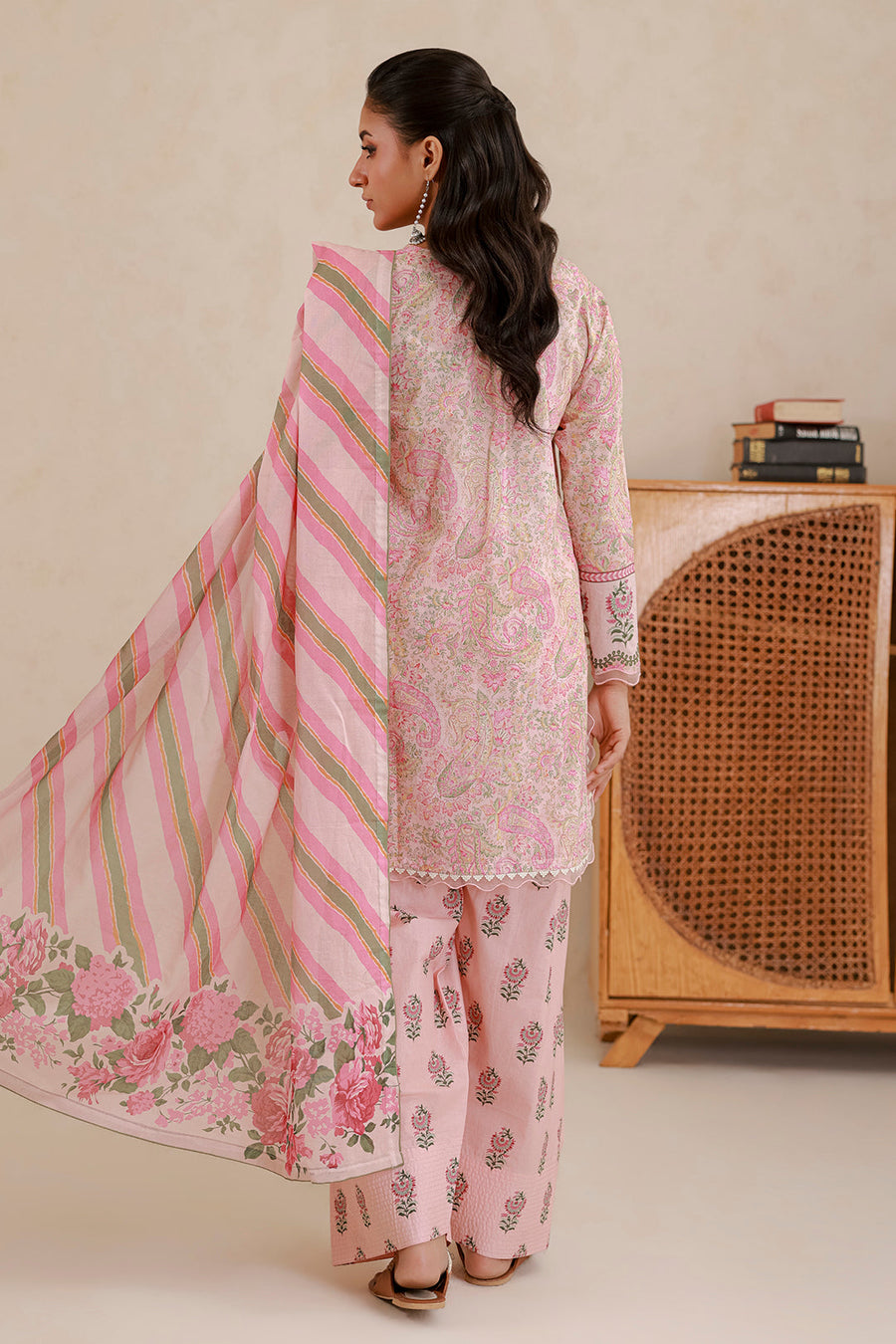 Zellbury Summer Embroidered Lawn Unstitched 3Pc Suit WUS26E30431