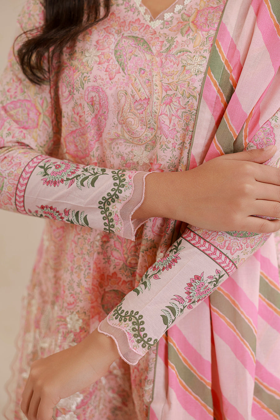 Zellbury Summer Embroidered Lawn Unstitched 3Pc Suit WUS26E30431