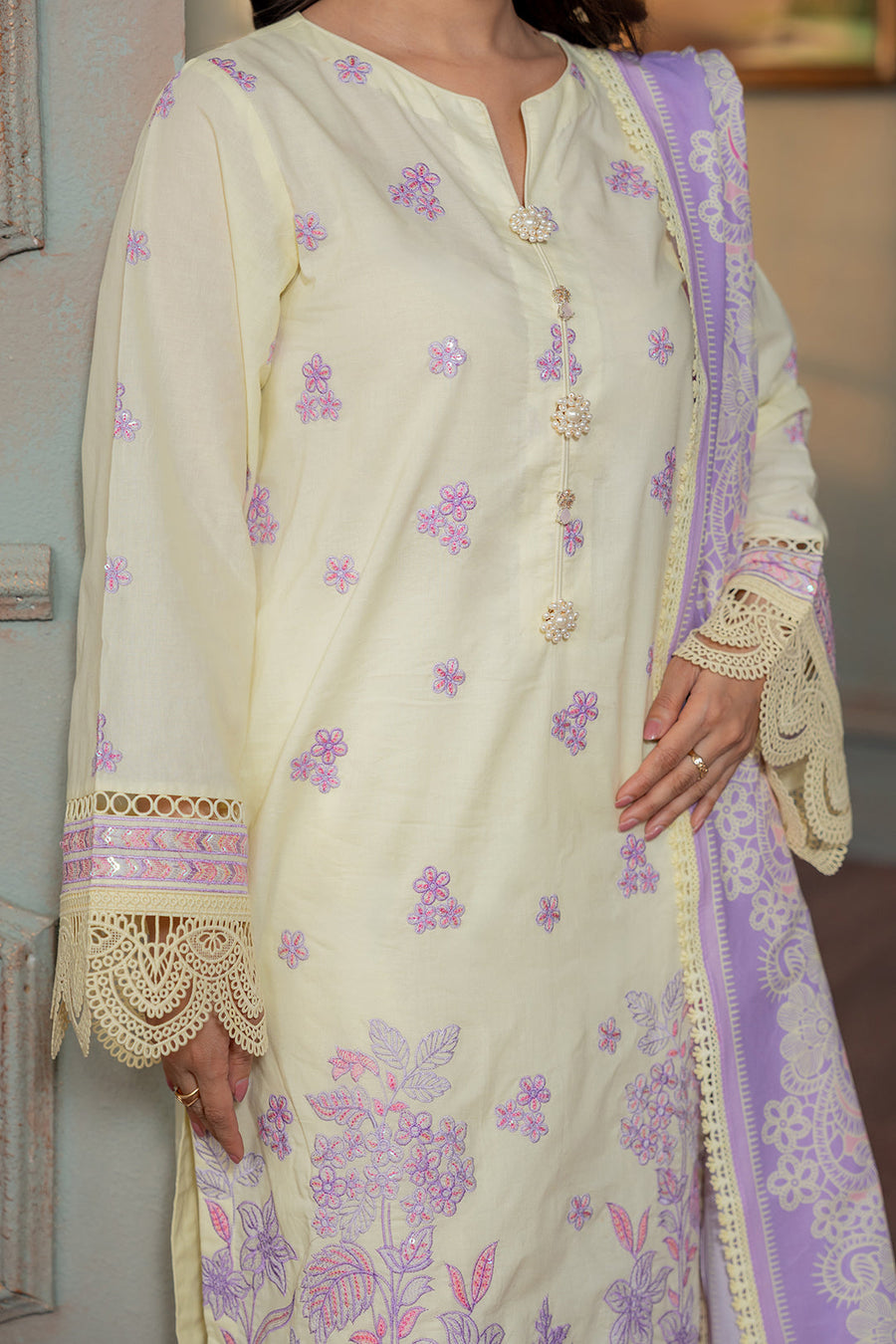 Zellbury Summer Embroidered Lawn Unstitched 3Pc Suit WUS26E30445