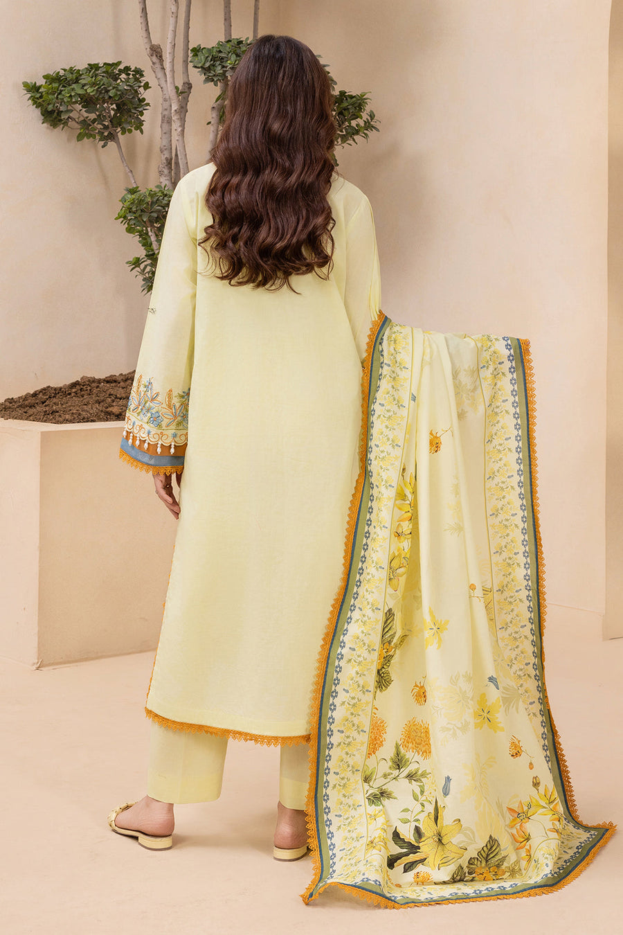 Zellbury Summer Embroidered Lawn Unstitched 3Pc Suit WUS26E30570