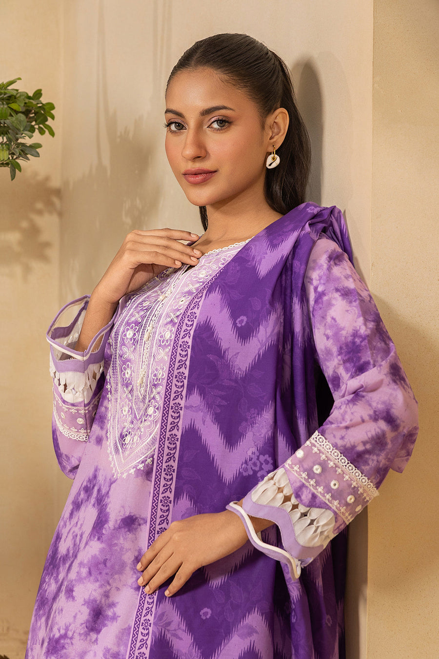 Zellbury Summer Embroidered Lawn Unstitched 3Pc Suit WUS26E30571