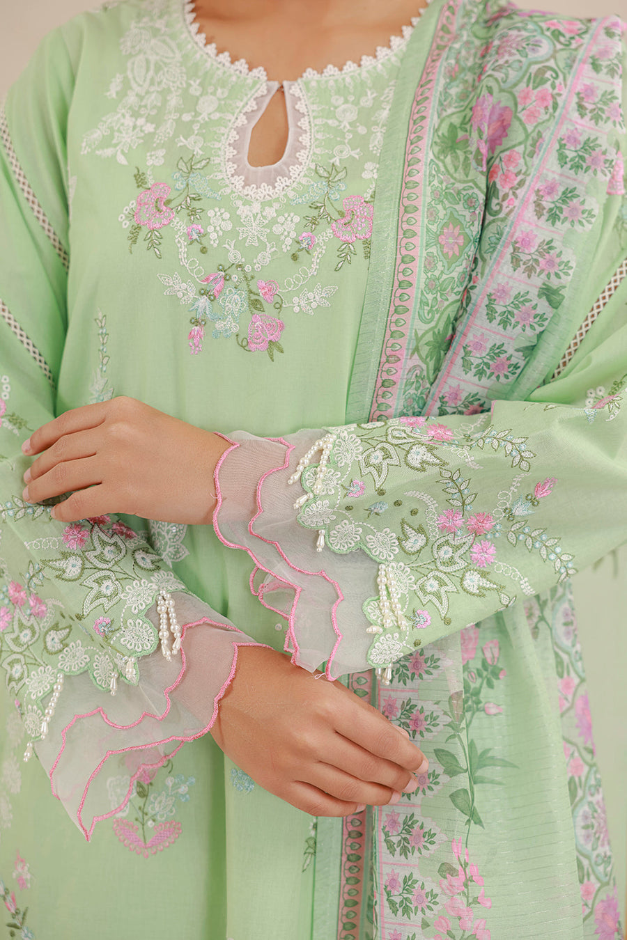 Zellbury Summer Embroidered Lawn Unstitched 3Pc Suit WUS26E30585