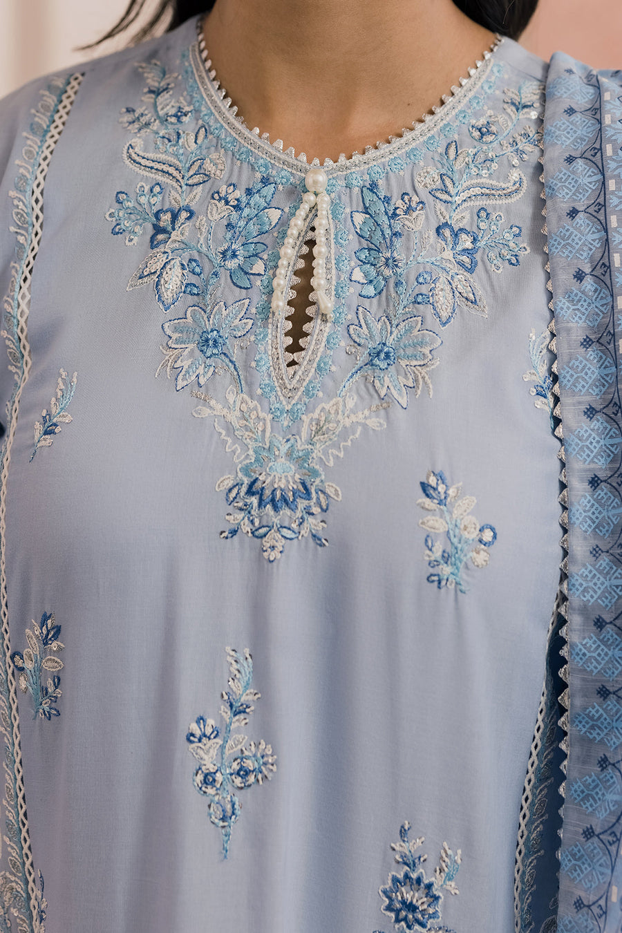 Zellbury Summer Embroidered Lawn Unstitched 3Pc Suit WUS26E30589