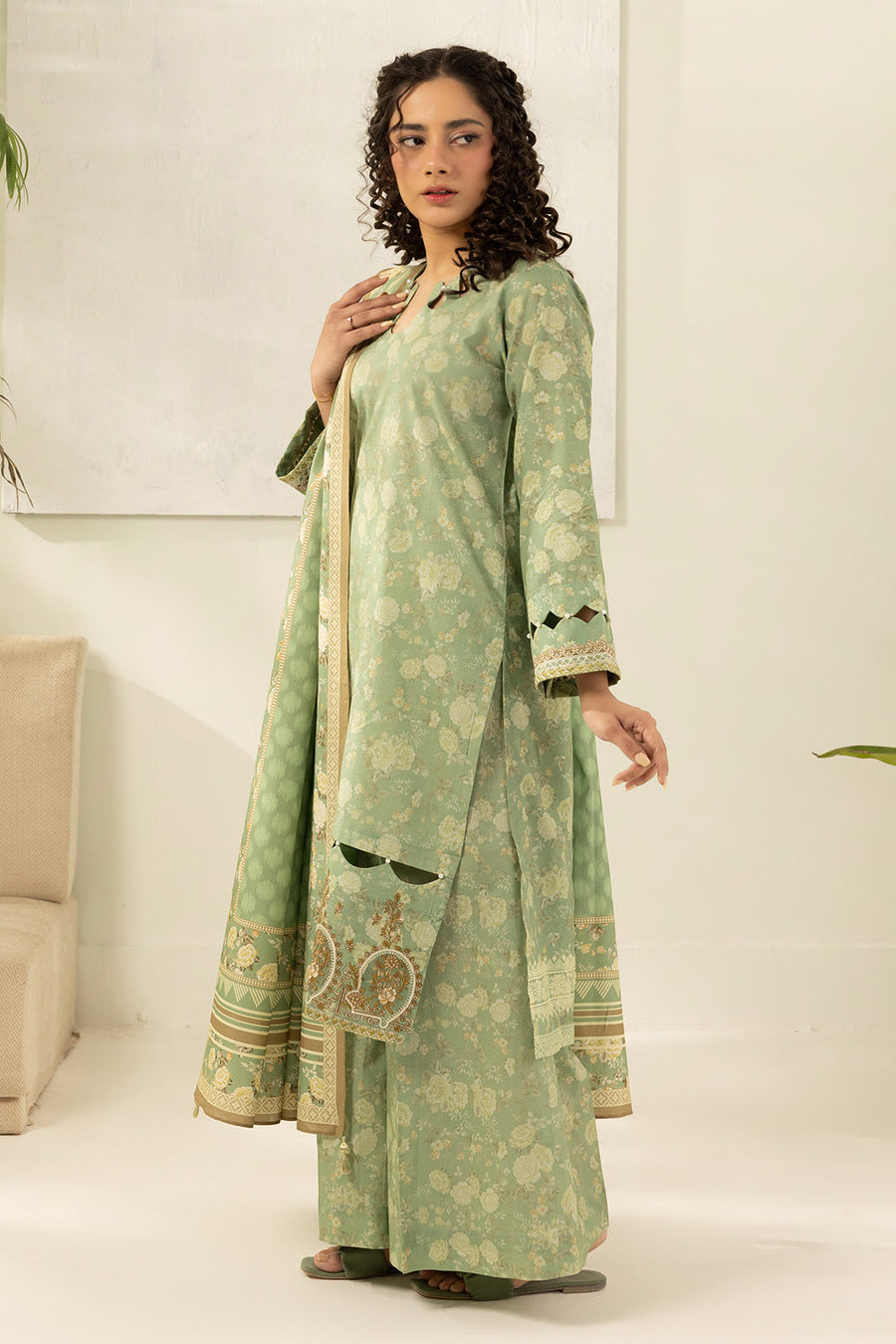 Zellbury Summer Embroidered Lawn Unstitched 3Pc Suit WUS26E30638