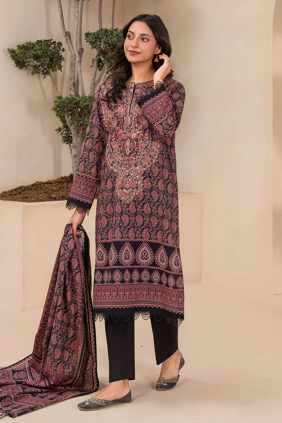 Zellbury Summer Embroidered Lawn Unstitched 3Pc Suit WUS26E30639