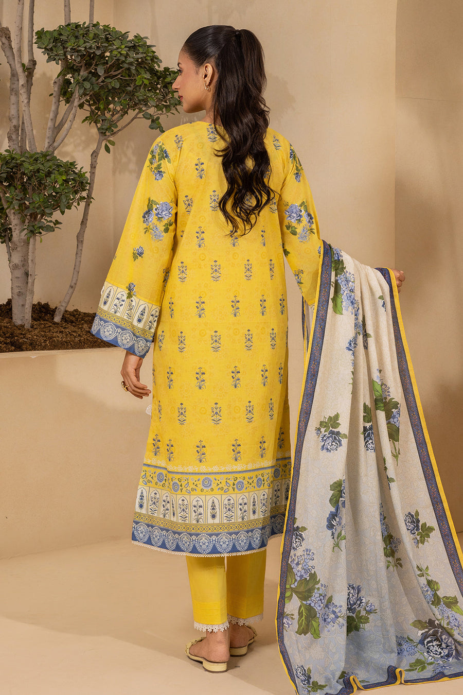 Zellbury Summer Embroidered Lawn Unstitched 3Pc Suit WUS26E30642