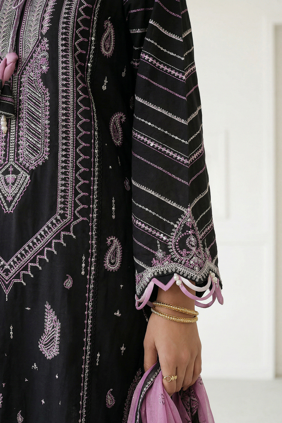 Zellbury Summer Embroidered Lawn Unstitched 3Pc Suit WUS26E30649