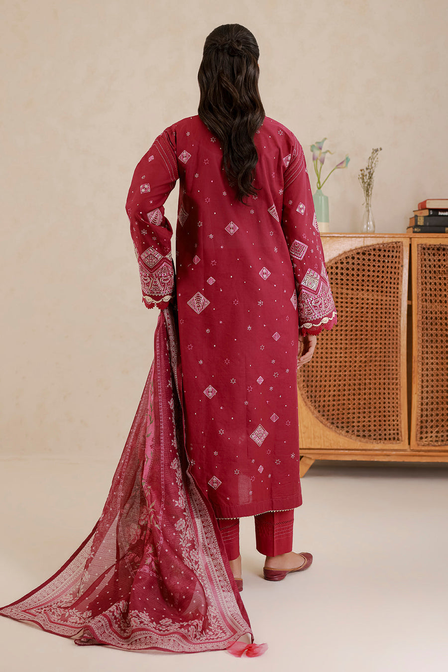 Zellbury Summer Embroidered Lawn Unstitched 3Pc Suit WUS26E30655