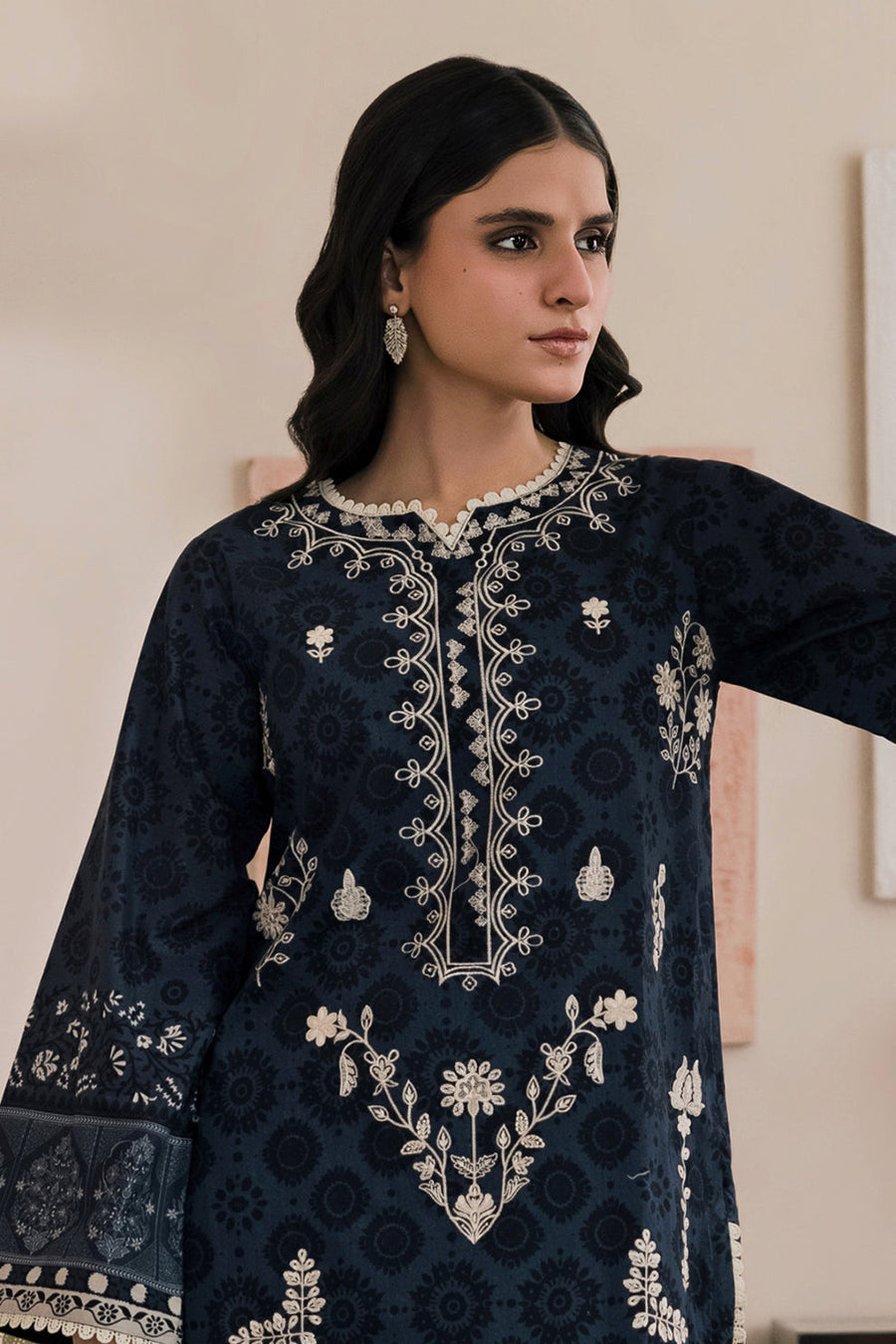 Zellbury Monochrome Embroidered Lawn Unstitched 3Pc Suit WUS26E30710