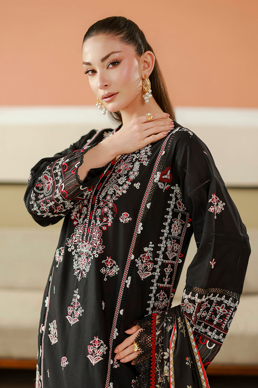 Zellbury Chikankari Embroidered Cotton Unstitched 3Pc Suit WUS26E34076