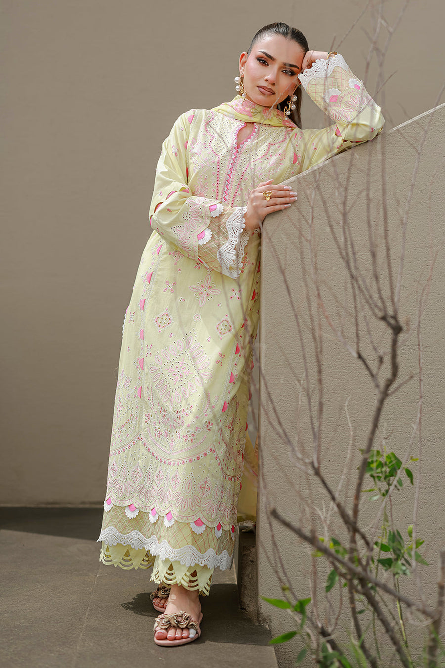 Zellbury Chikankari Embroidered Cotton Unstitched 3Pc Suit WUS26E34077