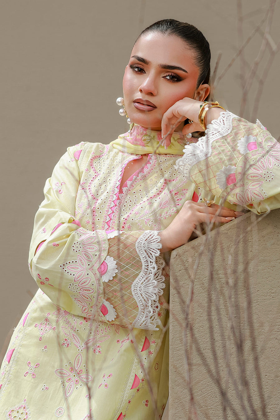 Zellbury Chikankari Embroidered Cotton Unstitched 3Pc Suit WUS26E34077
