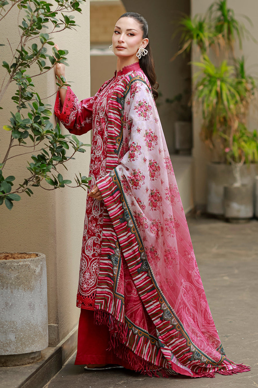 Zellbury Chikankari Embroidered Cotton Unstitched 3Pc Suit WUS26E34078