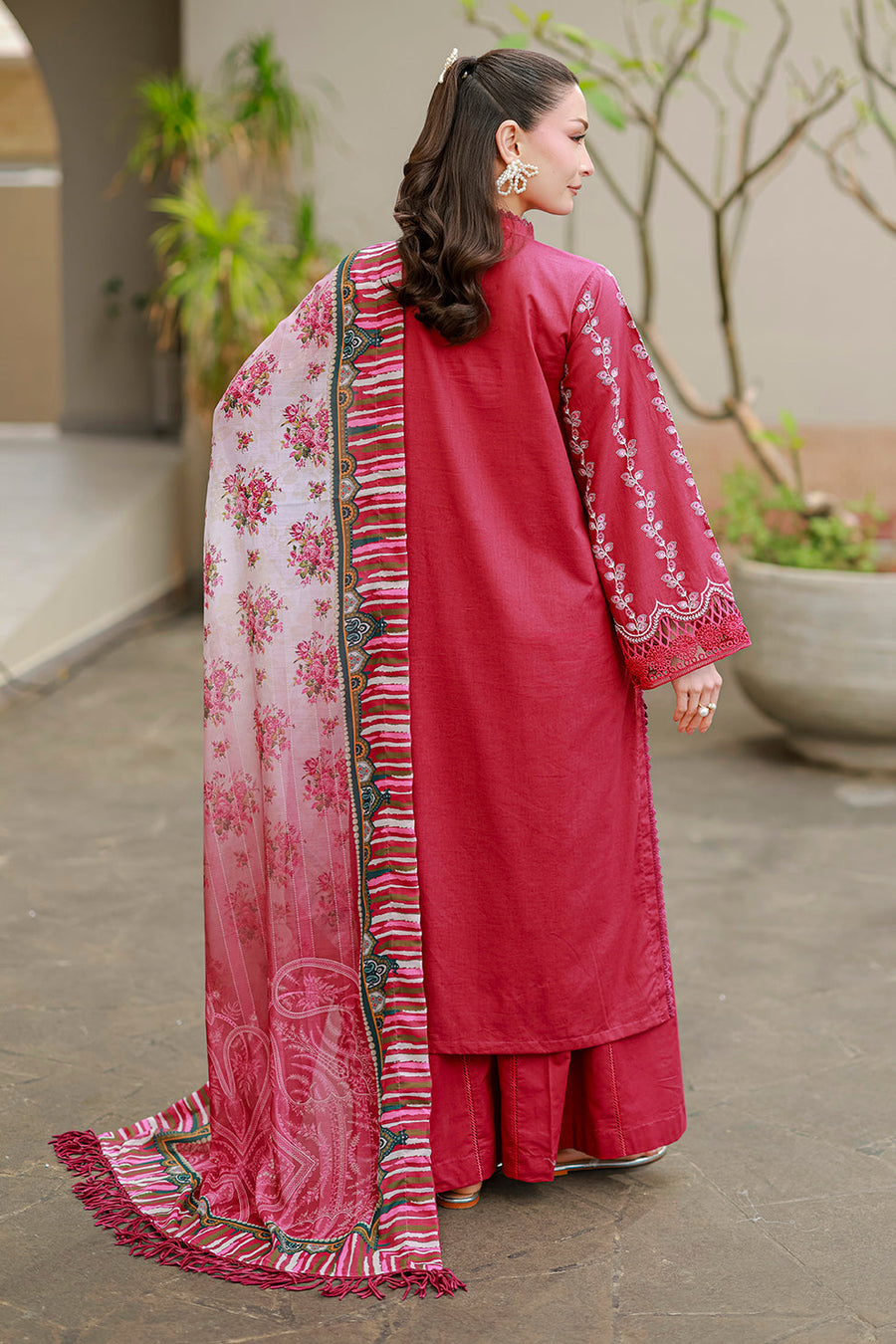 Zellbury Chikankari Embroidered Cotton Unstitched 3Pc Suit WUS26E34078