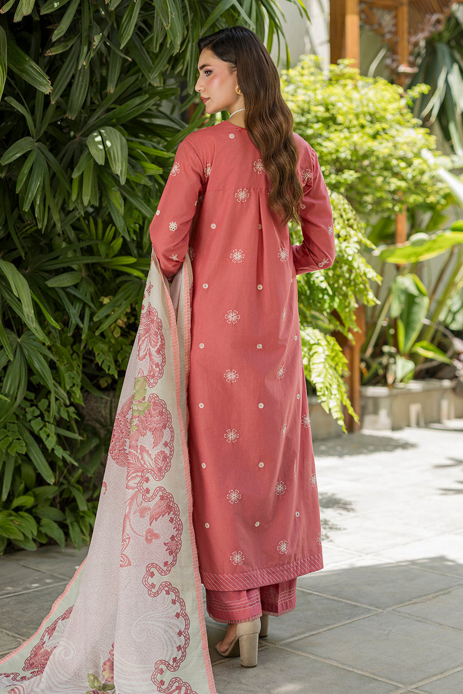 Zellbury Chikankari Embroidered Cotton Unstitched 3Pc Suit WUS26E34082