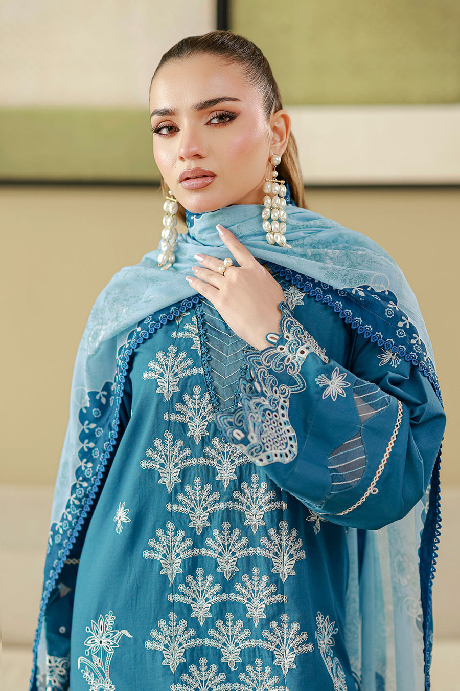 Zellbury Chikankari Embroidered Cotton Unstitched 3Pc Suit WUS26E34084